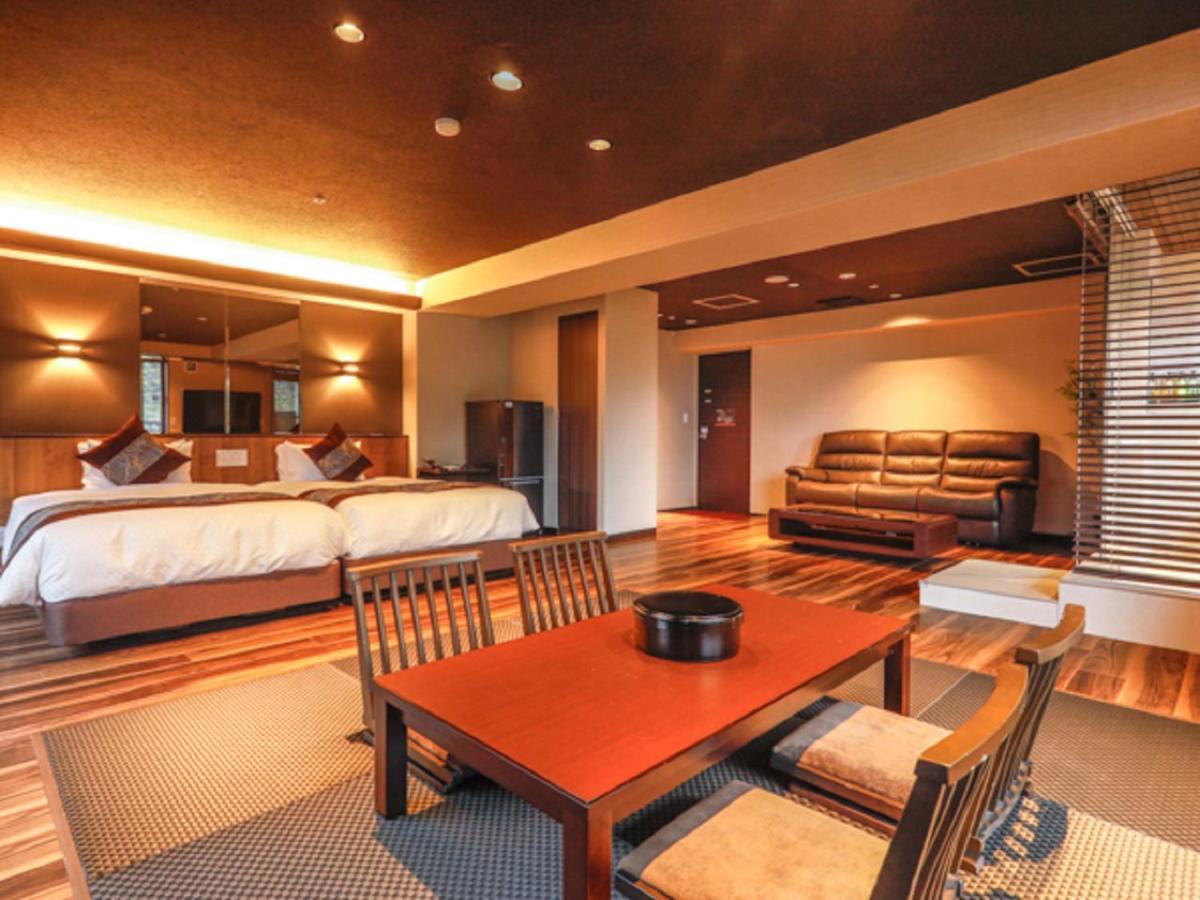 Livemax Resort Aki Miyajima Хатсукаичи Екстериор снимка