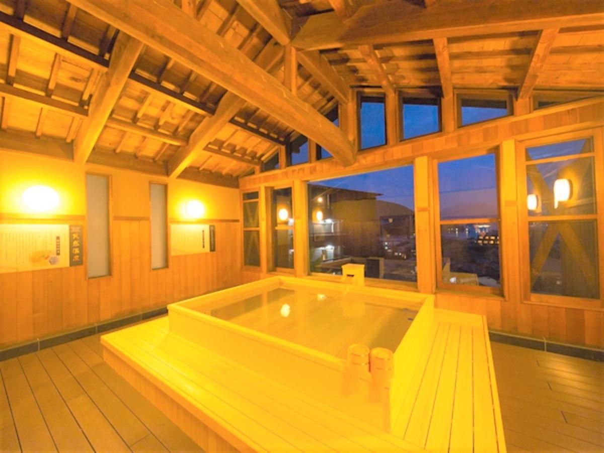 Livemax Resort Aki Miyajima Хатсукаичи Екстериор снимка